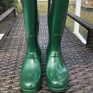 Beautiful Tall Hunter Boots!
